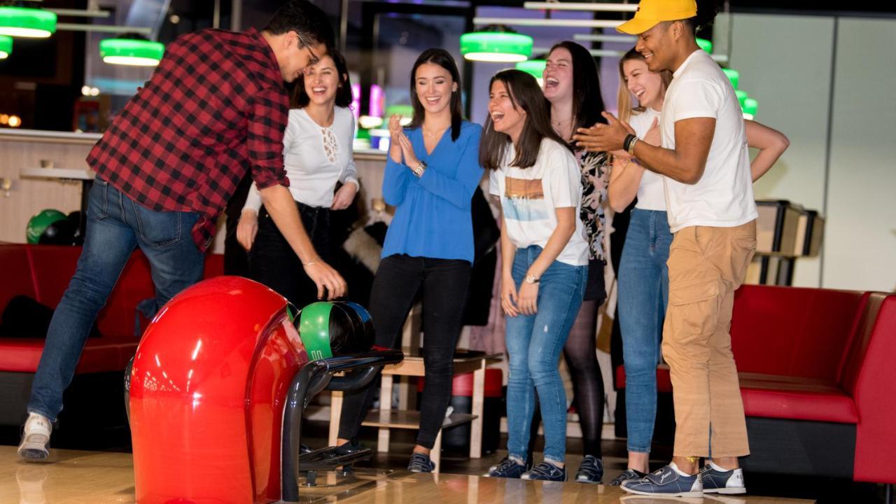 The Bowling Hotel Grens Bagian luar foto