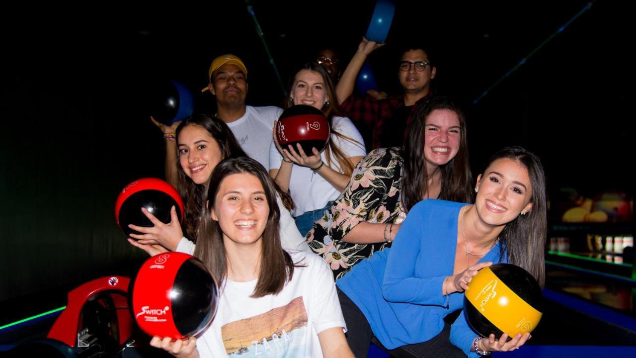 The Bowling Hotel Grens Bagian luar foto